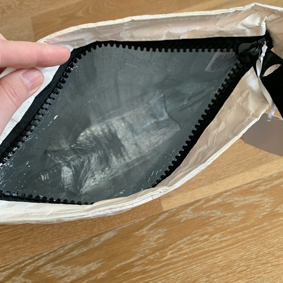 Laline cooler bag with a handle - Picture 2 of 8